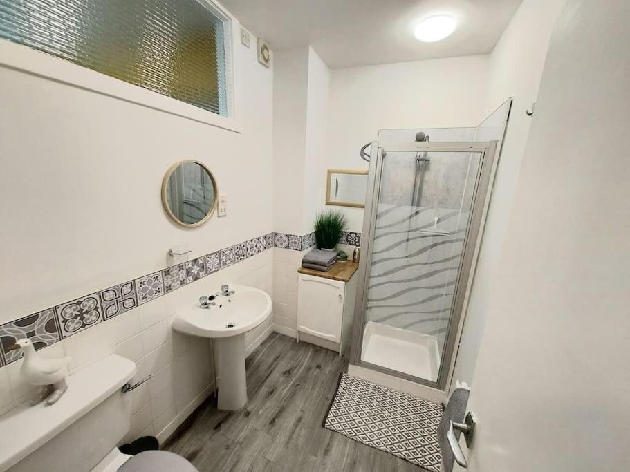 אברדין Granite Getaways - The Terrace Below מראה חיצוני תמונה