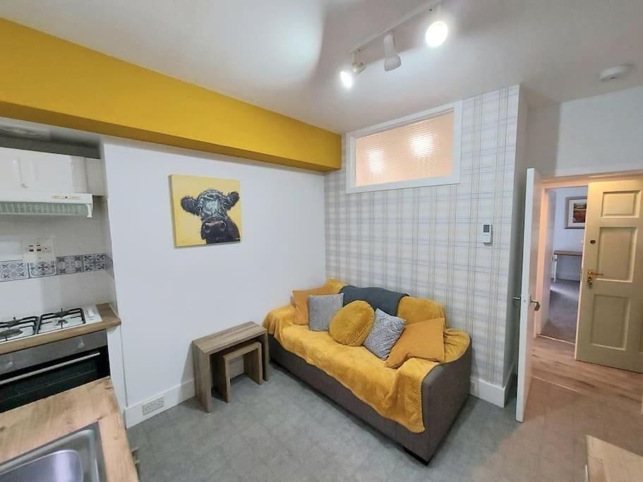 אברדין Granite Getaways - The Terrace Below מראה חיצוני תמונה